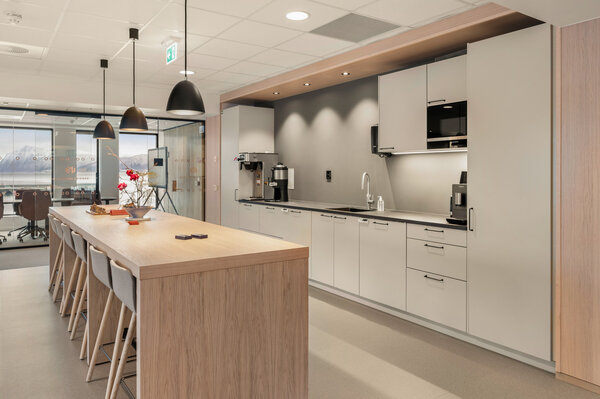 251115 Millennium Co Work 20