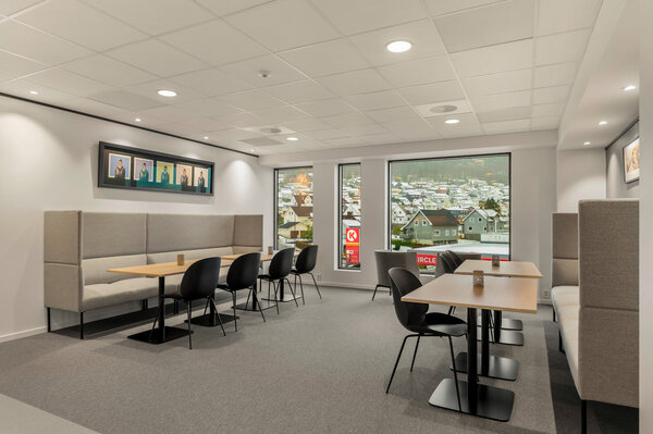 251115 Millennium Co Work 24